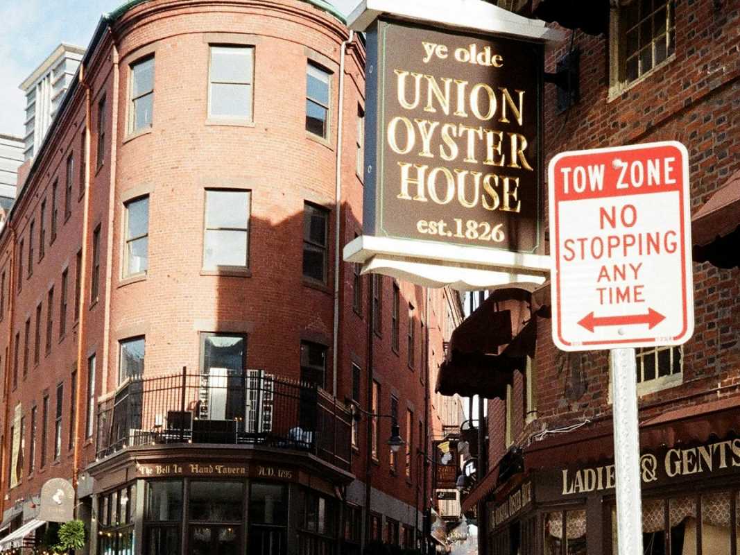 7 Must-Dine Historic Food Destinations Across America